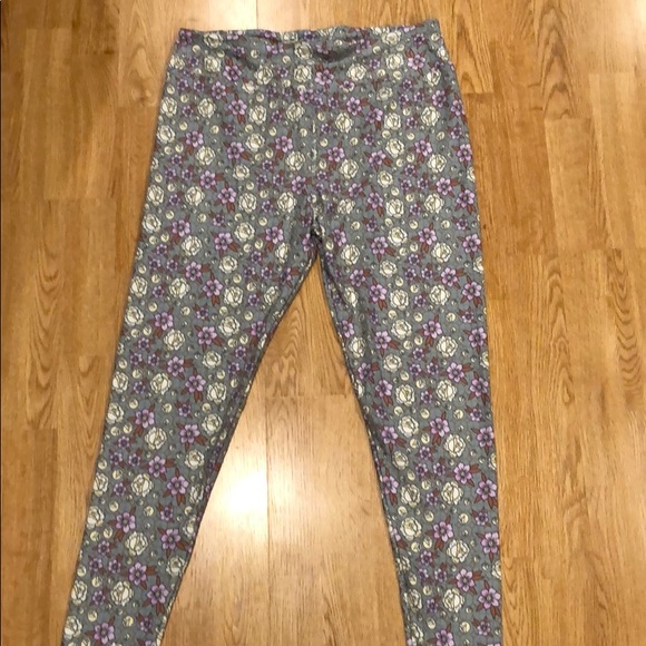 LuLaRoe Pants - Tall and Curvy Leggings LuLaRoe Pants - Tall and Curvy Leggings